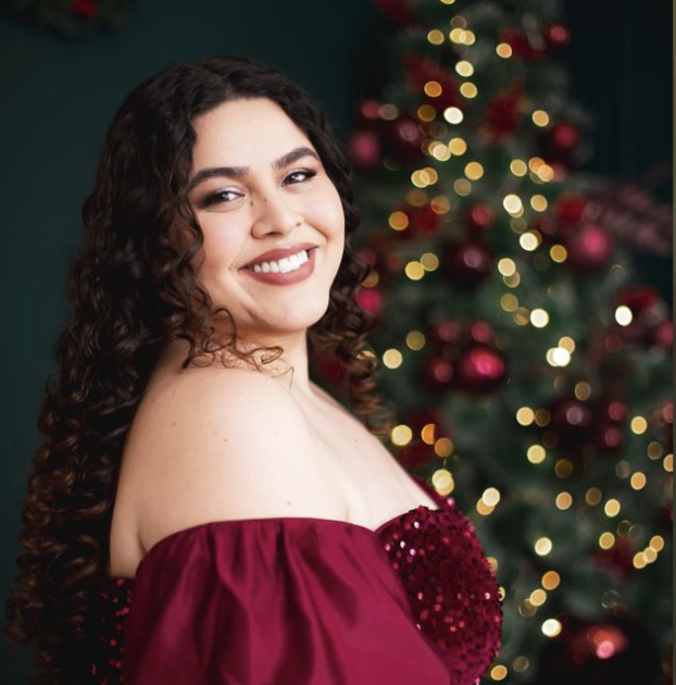 Keroline — cantora e ministra de louvor